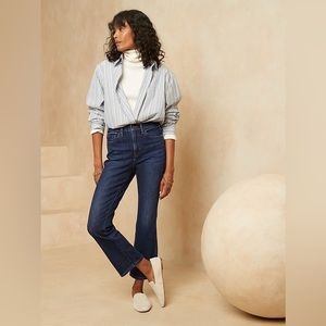 BNWOT Banana Republic High Rise Crop Boot size 33